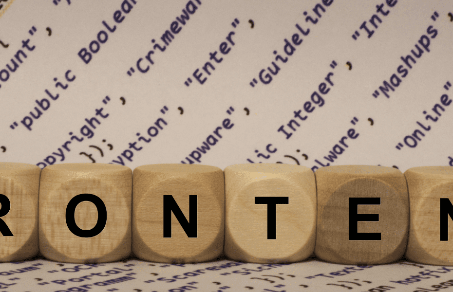 Frontend Schriftzug aus Buchstabenwürfeln